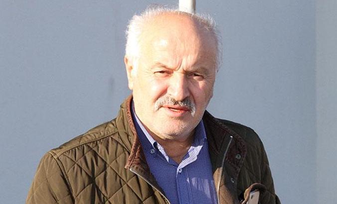 Kimlikle ilaç yazmayan doktoru darbetti