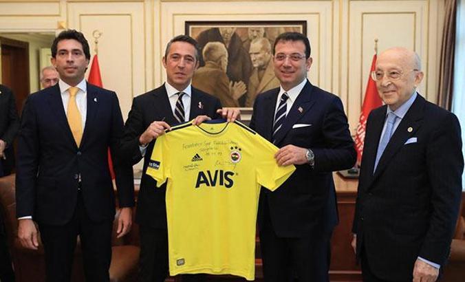 Fenerbahçe Başkanı Ali Koç ve yönetim kurulu üyelerinden İmamoğlu'na ziyaret