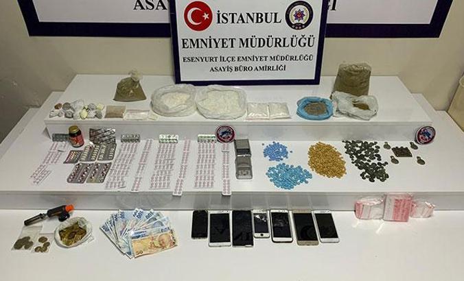 Esenyurt'ta uyuşturucu operasyonu: 4 gözaltı