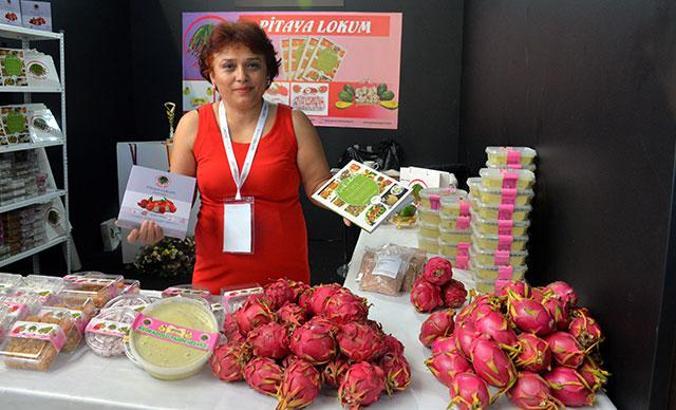 Ejder meyveli lokum ve tarhana yaptı