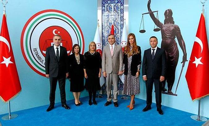 2014 Dünya Güzeli İstanbul Adalet Sarayı'na geldi