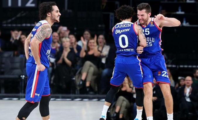 Shane Larkin Euroleague sayı rekoru kırdı!