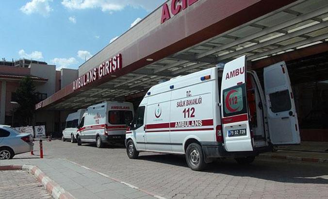 Çobanbey'de zırhlı araç devrildi: 3 asker yaralı