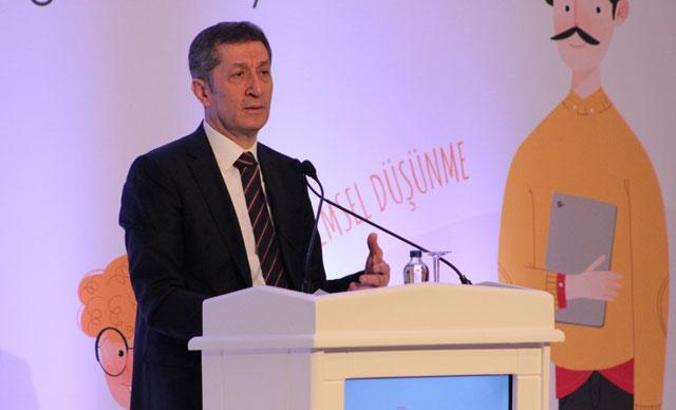 Bakan Selçuk: 'Dijital Dönüşüm Programı' 1 milyon öğretmene ulaşacak