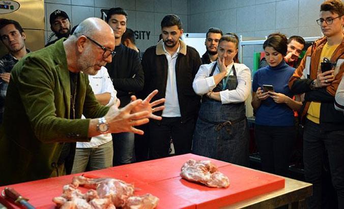 "Süt ırkından et üretimi bırakılmalı"