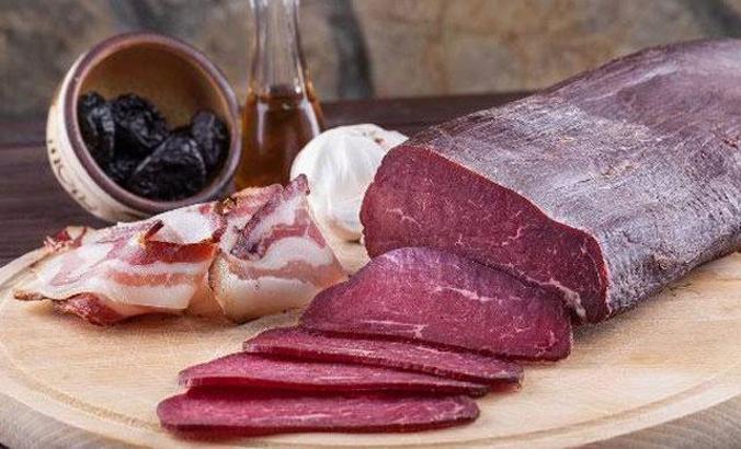 Balkanların geleneksel lezzeti kuru et nasıl yapılıyor?