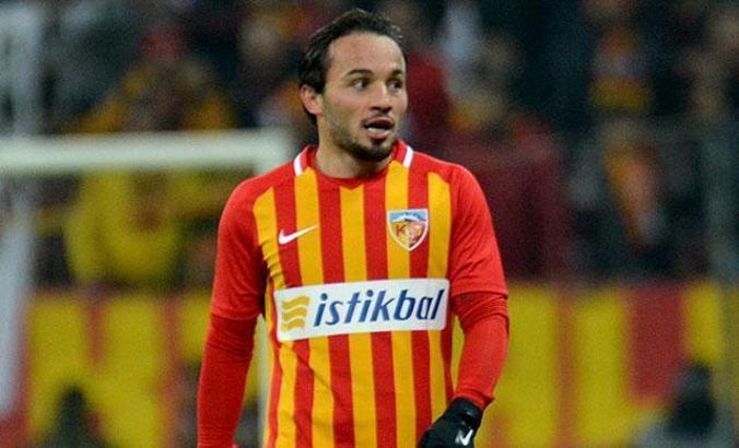 Kayserisporlu futbolcu Ziya Alkurt: Benden Messi olmamı bekliyorlar