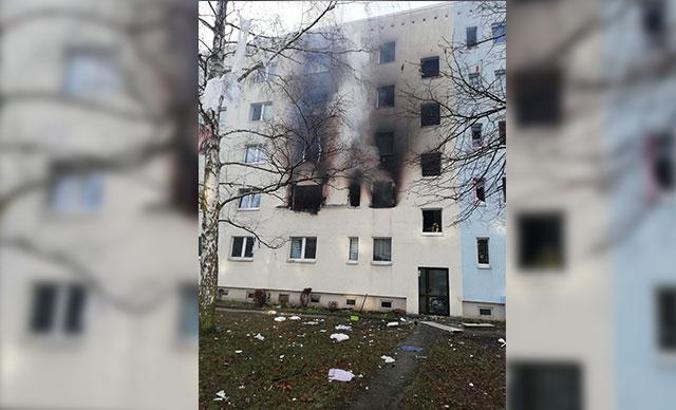 Almanya’da apartmanda patlama: 25 yaralı