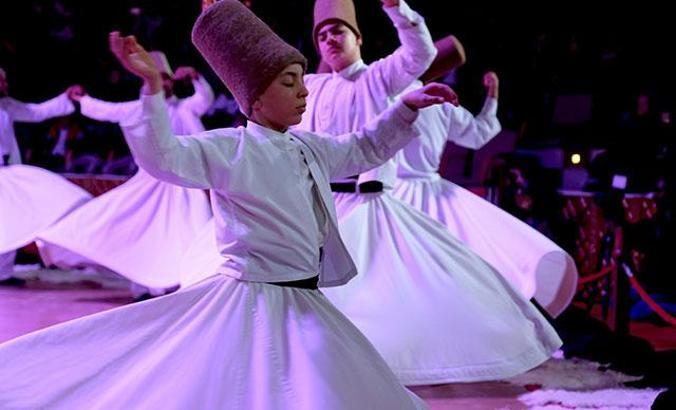 13 yaşındaki Yusuf, 7 yıldır sema dönüyor