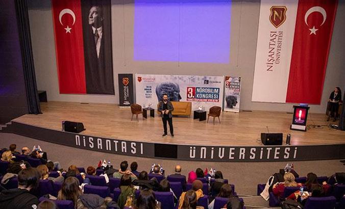 Bilim insanları beynin sırlarını çözmek için mesaide