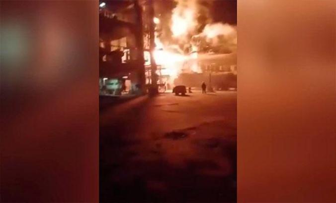 Suriye’de petrol rafinerisi ve gaz istasyonlarına 3’lü saldırı