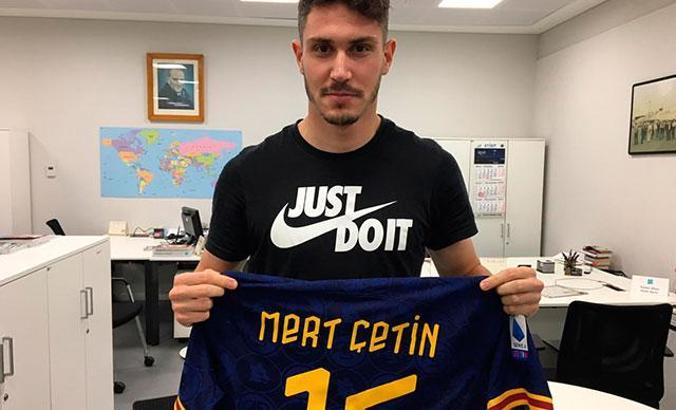 Mert Çetin: Hedefim uzun yıllar Roma forması giymek