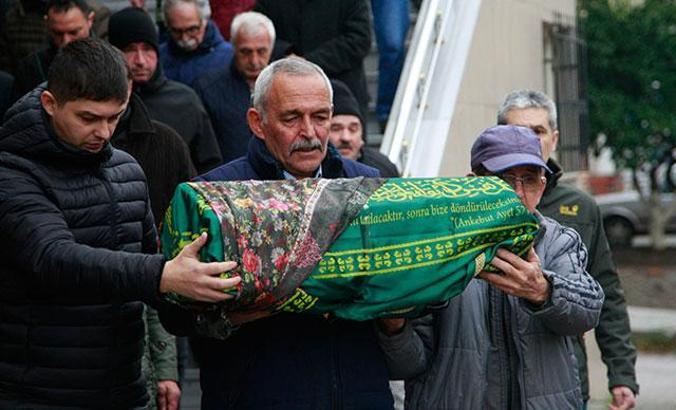 Solunum yetmezliği olan Su bebek, yaşama tutunamadı