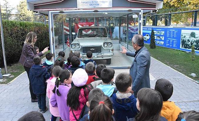 İlk yerli otomobil Devrim’i, 300 bin kişi ziyaret etti