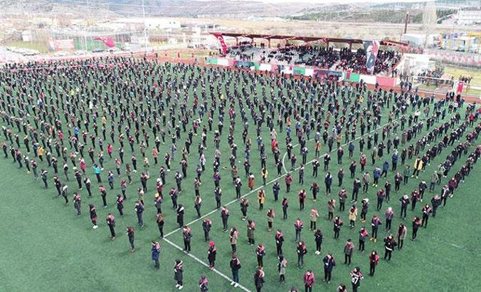Ankara'da 2 bin 500 kişi oyun havası oynadı