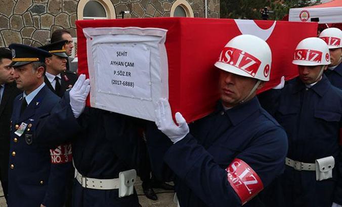 Şehit Piyade Er Ayhan Çam, gözyaşlarıyla son yolculuğuna uğurlandı