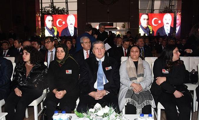 Şehit polis Fethi Sekin ve mübaşir Musa Can, İzmir Adliyesi'nde anıldı