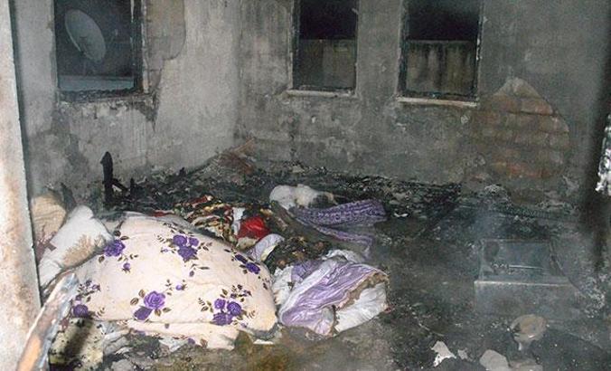 Apartmanın 7'nci katındaki yangında baba- oğul dumandan etkilendi