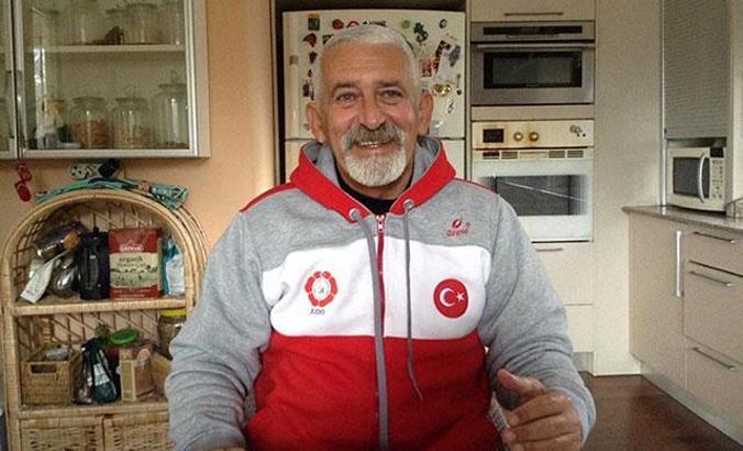 Eski il emniyet müdürü Canca yaşamını yitirdi