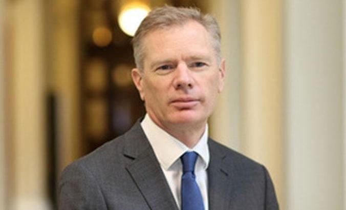 İran, İngiliz Büyükelçisi'ni gözaltına aldı