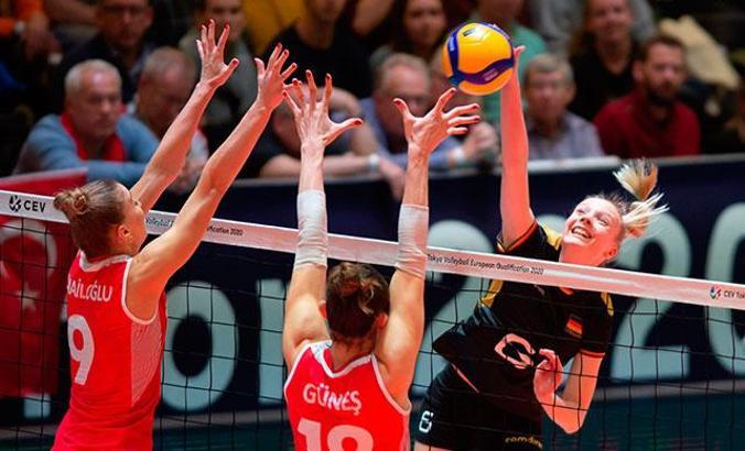 A Milli Kadın Voleybol Takımı, olimpiyat kotasını aldı!