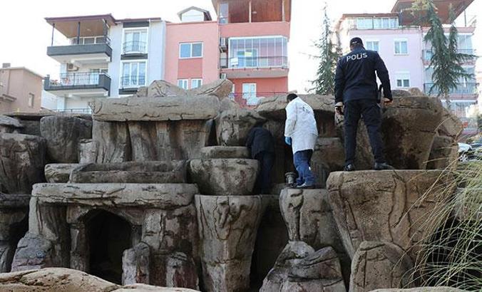 Kayıp genç süs havuzunda ölü bulundu