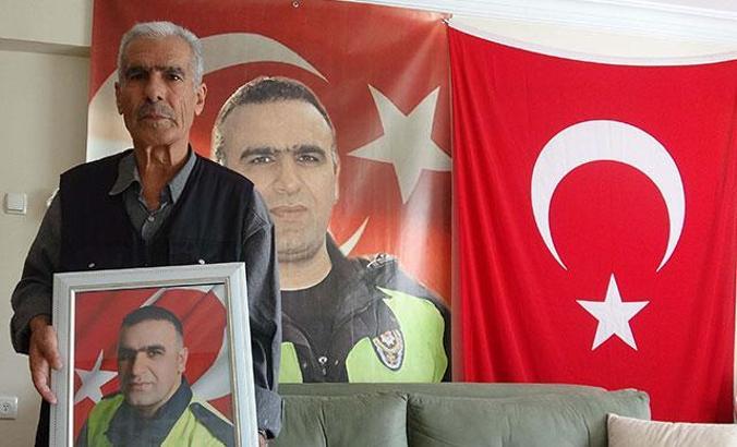 Şehit Fethi Sekin'in babası ülkeyi gezip, gençlere vatan sevgisini anlatıyor