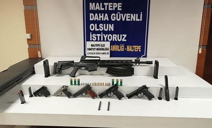 Maltepe'de ruhsatsız silahla yakalanan şüphelinin DHKP-C üyeliğinden kaydı çıktı