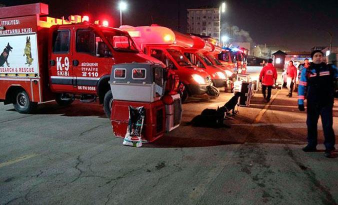 Ankara'dan Elazığ'a destek ekipleri gönderildi