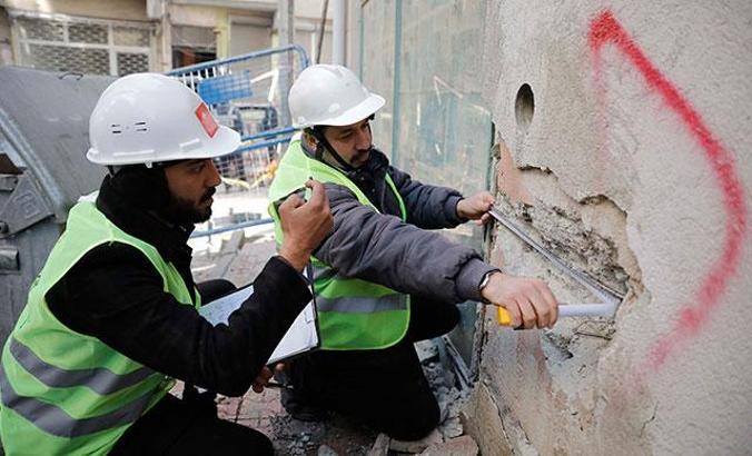 Elazığ'da hasar tespit çalışmaları başladı