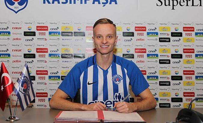 Kasımpaşa, Florent Hadergjonaj'ı kadrosuna kattı