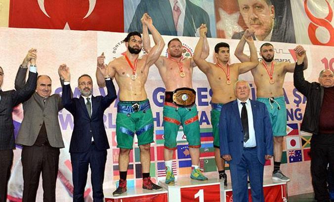 Şalvar Güreşi'nde dünya şampiyonu Türkiye oldu