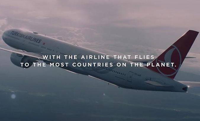 Dünya THY’yi izledi, yeni reklamında Ay’a yapılan ilk yolculuktan ilham aldılar