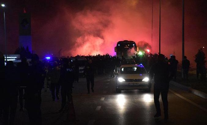 Fenerbahçe, Kırklareli’de coşkuyla karşılandı