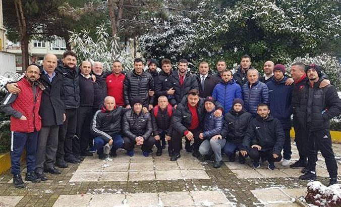 Güreşte milli heyecan başlıyor