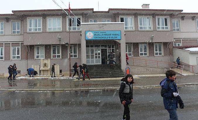 Akşehir'de 14 okula 'deprem güvenliği' yıkımı