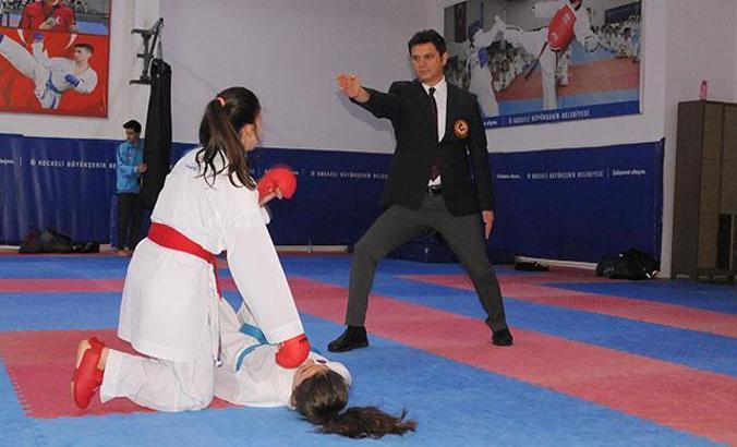 Karate hakemi Uğur Kobaş'a olimpiyat daveti