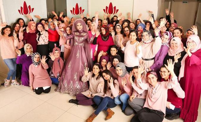 3 kız kardeşin kurduğu e- ticaret sitesi yurtdışına ihracat yapıyor