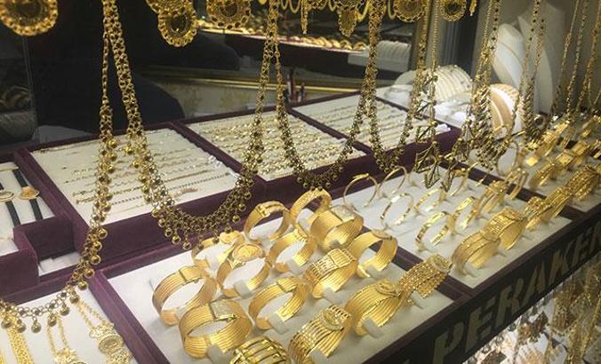Yabancıların Türkiye'ye altın getirmesine izin verilmesi  kararı kuyumcuları sevindirdi