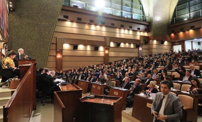 İBB Meclisi oy birliği ile karar aldı: Avcılar'da binalar kat sayıları korunarak yenilenecek