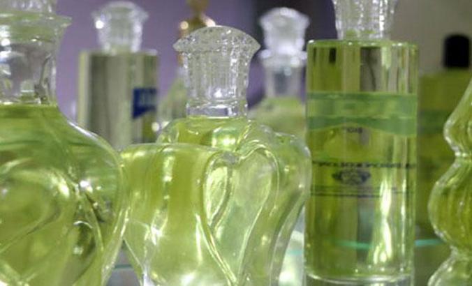 Koronavirüse karşı el temizliğinde aşırı kolonya ve dezenfektana dikkat