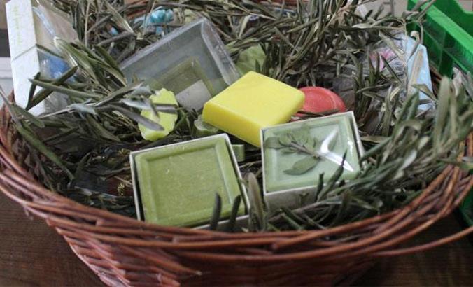 Dezenfektan yerine doğal sabun kullanımı önerisi