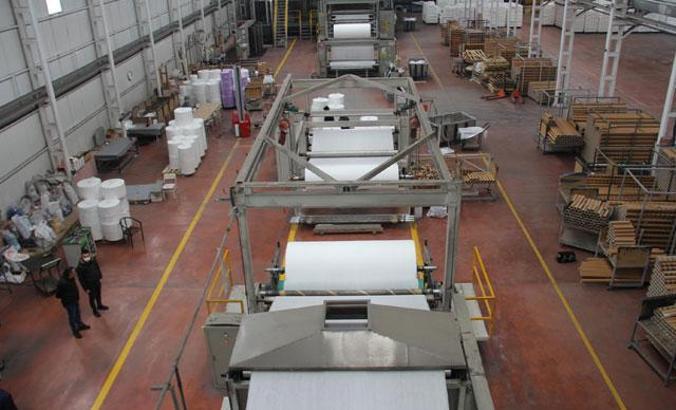 Kayseri'deki fabrikada günlük 6 milyon maske kumaşı üretiliyor