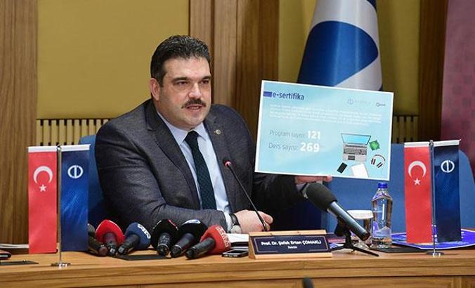 Anadolu Üniversitesi sınavları internet ortamında yapılacak