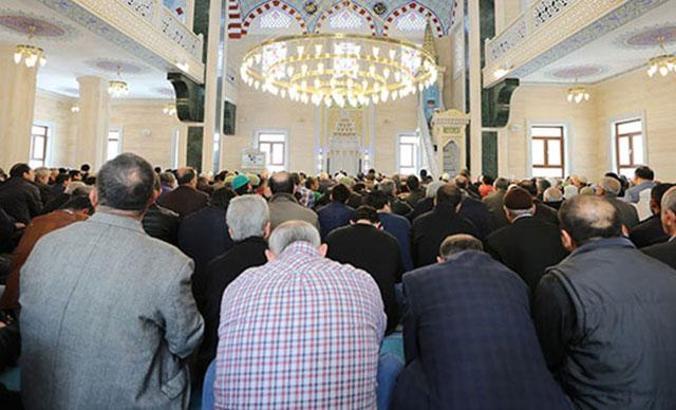 Cuma namazı, her hafta farklı camide kılınacak