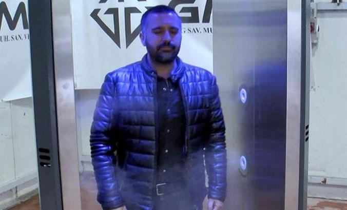 Koronavirüse karşı yerli ve milli dezenfektan kabini