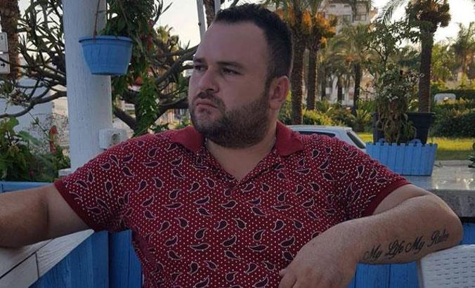 Husumetli olduğu kayınpederini başından bıçaklayarak öldürdü