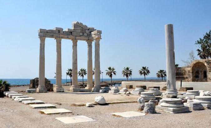 Apollon Tapınağı ve Side Antik Kenti sessiz