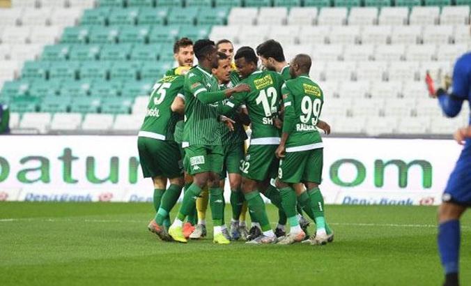 Bursaspor'dan kollektif hücum