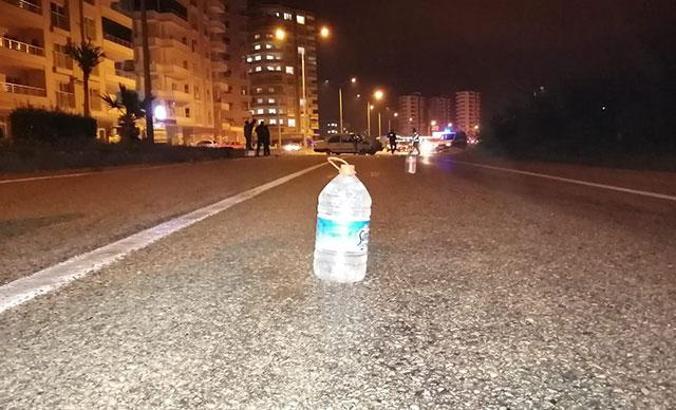 Yer: Adana... Kaza yerinde 'pet şişe'li önlem